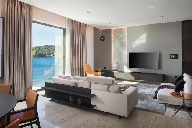 Villa, Engellilere Uygun, Sigara İçilebilir