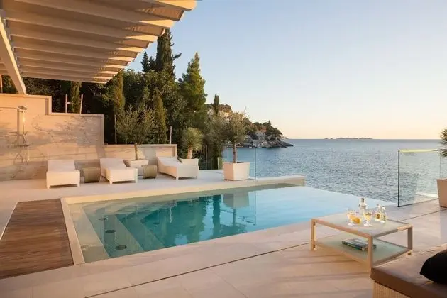 Villa, Engellilere Uygun, Sigara İçilebilir