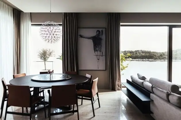 Villa, Engellilere Uygun, Sigara İçilebilir