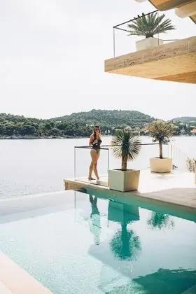 Villa, Engellilere Uygun, Sigara İçilebilir