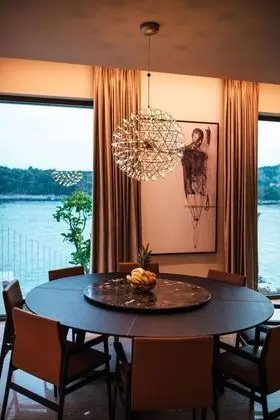 Villa, Engellilere Uygun, Sigara İçilebilir