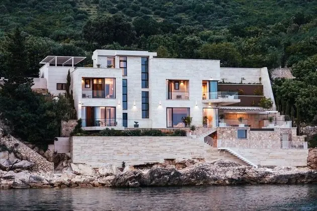 Villa, Engellilere Uygun, Sigara İçilebilir
