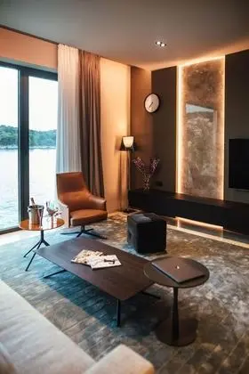Villa, Engellilere Uygun, Sigara İçilebilir