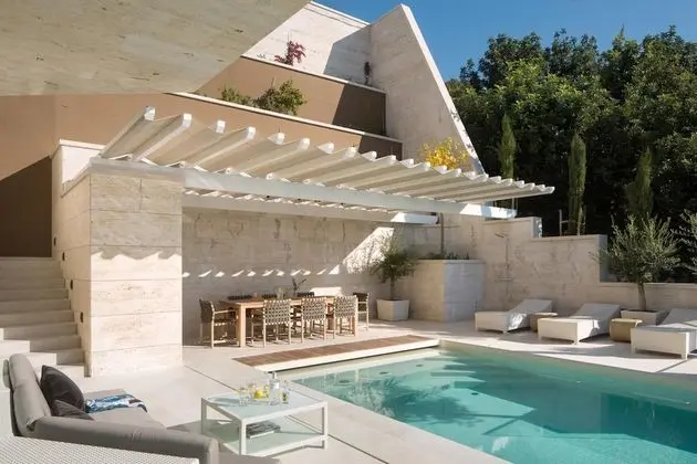 Villa, Engellilere Uygun, Sigara İçilebilir