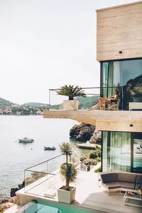 Villa, Engellilere Uygun, Sigara İçilebilir