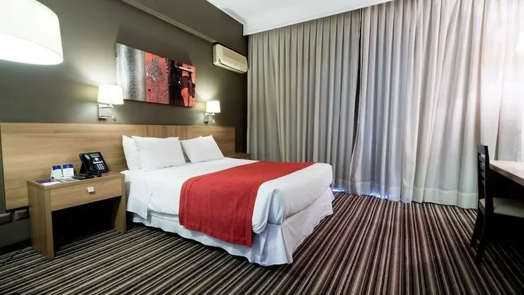 Oda, 1 Çift Kişilik Yatak, Deniz Manzaralı
