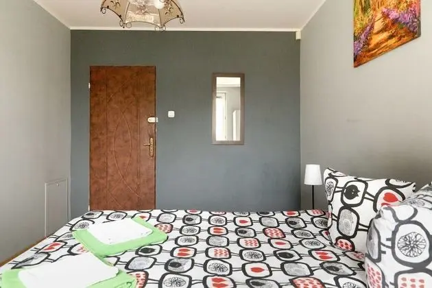 Tek Büyük Yataklı Oda, Sigara İçilmez, Ortak Banyo