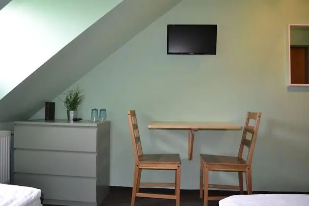 Economy Tek Büyük veya İki Ayrı Yataklı Oda (Attic)