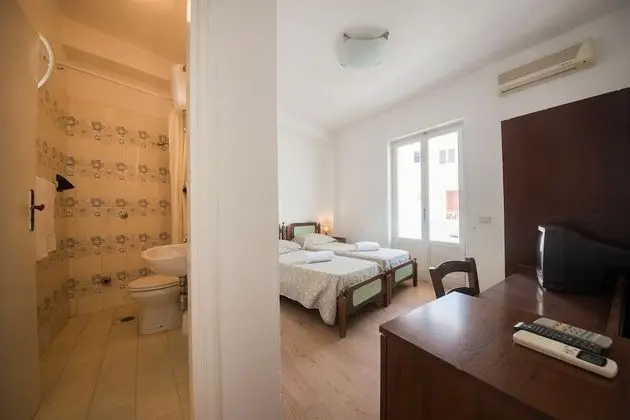 Standard Tek Büyük veya İki Ayrı Yataklı Oda
