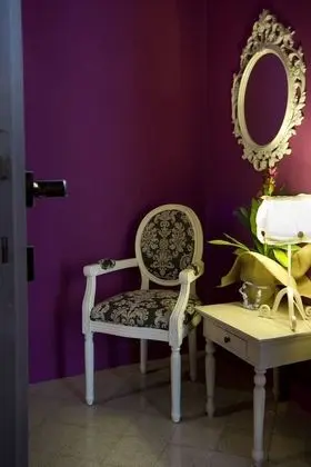 Classic Oda, 1 Büyük (Queen) Boy Yatak