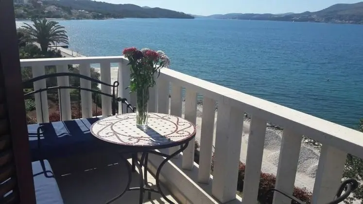 Apart Daire (Antonia - 5 m from sea - A5 (2+2))