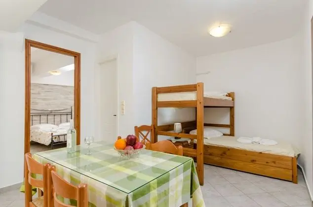 Apartment, 2 Bedrooms, Basement