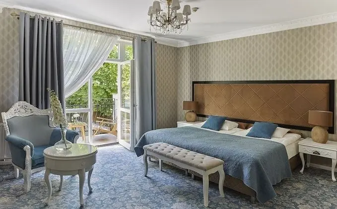 Deluxe Tek Büyük veya İki Ayrı Yataklı Oda