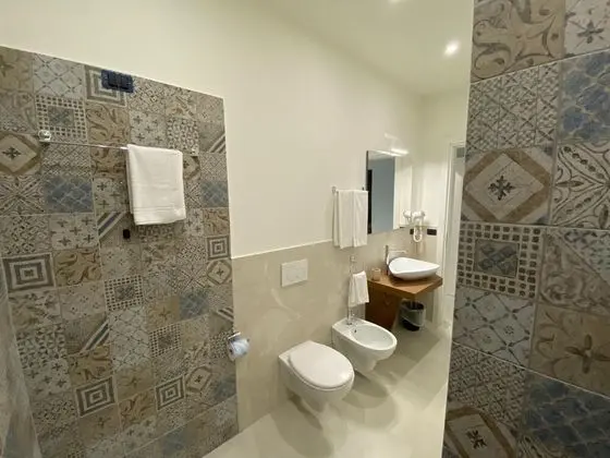 Standard Tek Büyük veya İki Ayrı Yataklı Oda