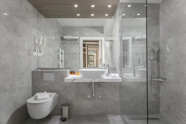 Superior Double Room with Balcony (2 Adults + 1 Child)