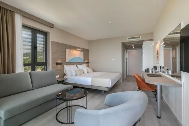 Superior Double Room with Balcony