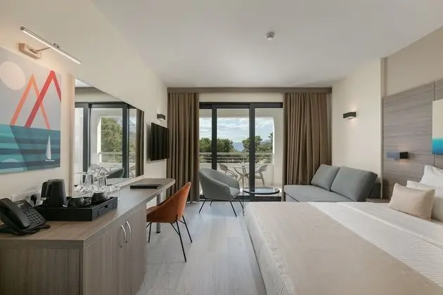 Superior Double Room with Balcony