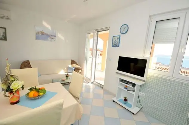 Classic Apart Daire, 2 Yatak Odası, Deniz Manzaralı (Apartment 2)