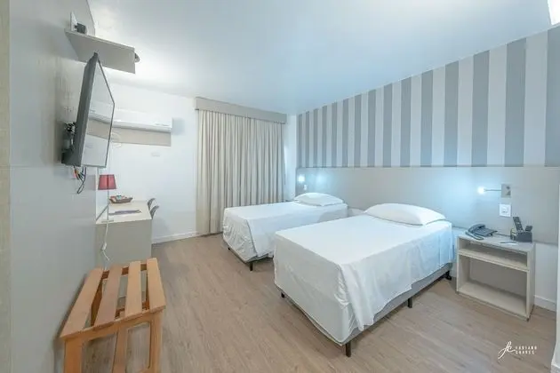 Üç Kişilik Oda