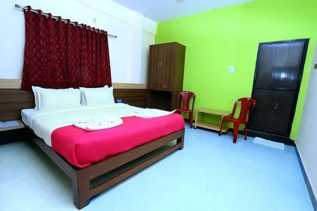 Deluxe Tek Büyük Yataklı Oda, 1 En Büyük (King) Boy Yatak, Sigara İçilebilir, Şehir Manzaralı