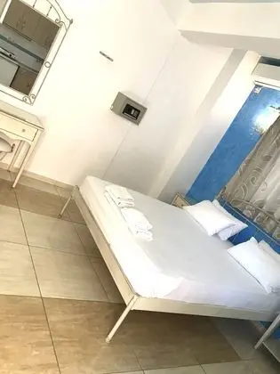 Superior Stüdyo, Havuz Manzaralı