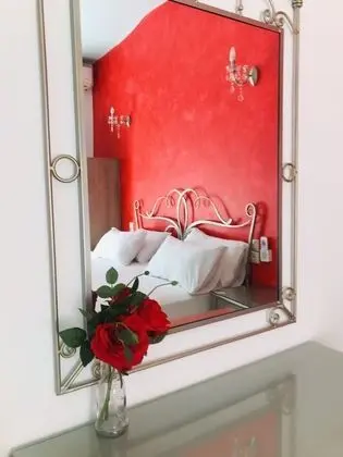 Superior Stüdyo, Havuz Manzaralı