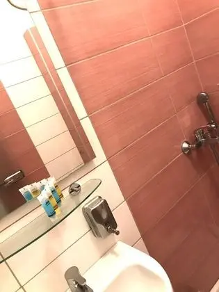 Superior Stüdyo, Havuz Manzaralı