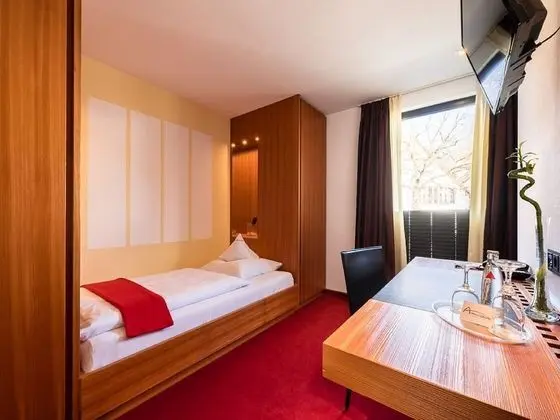 Superior Tek Kişilik Oda (im Stammhaus)