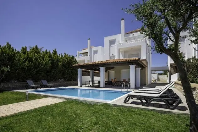 Luxury Villa, 3 Yatak Odası, Kişiye Özel Havuzlu, Denize Sıfır