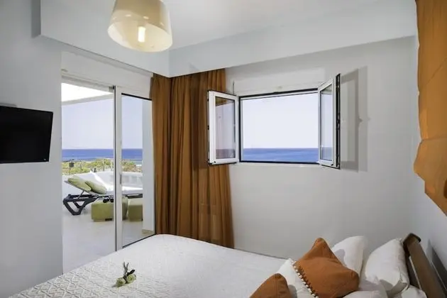 Luxury Villa, 3 Yatak Odası, Kişiye Özel Havuzlu, Denize Sıfır