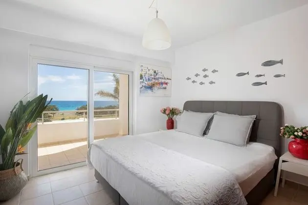 Superior Villa, 4 Yatak Odası, Kişiye Özel Havuzlu, Denize Sıfır