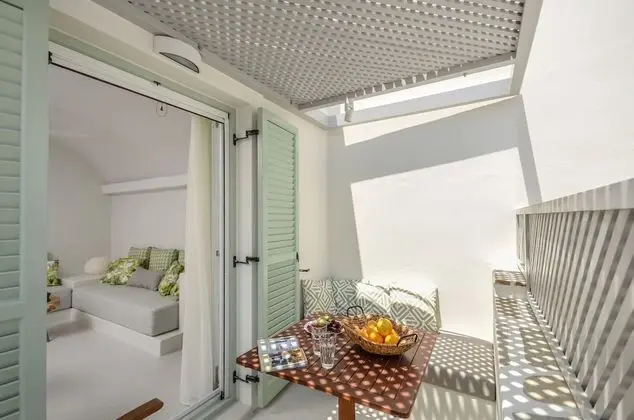 Deluxe Süit (With Living Room)