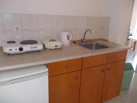 Üç Kişilik Oda