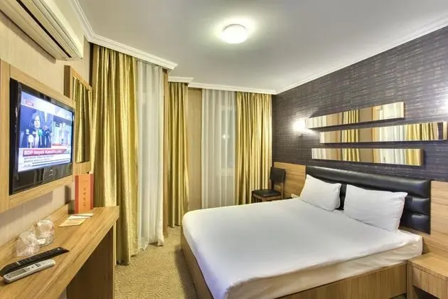 Standart Oda, Şehir Manzaralı