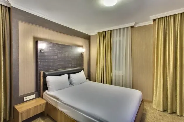Standart Oda, Şehir Manzaralı
