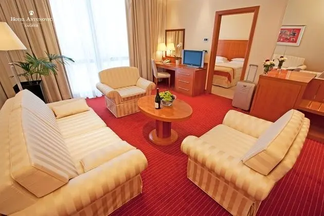 Deluxe Stüdyo Süit