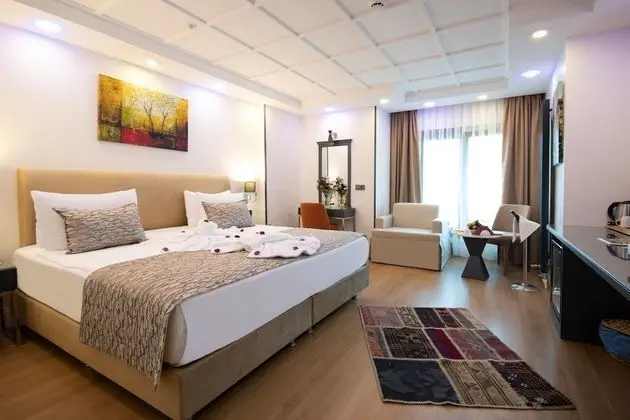 Üç Kişilik Oda (with Sofa Bed)