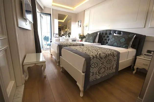 Connecting Family Room