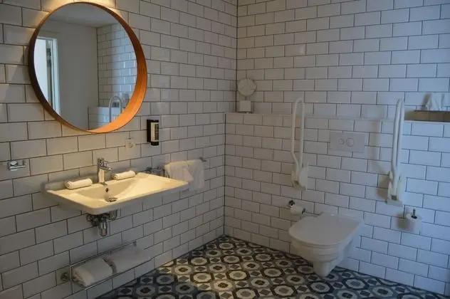 Accessible Penthouse Studio with Kitchen