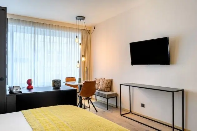 Executive Family Studio with Kitchen