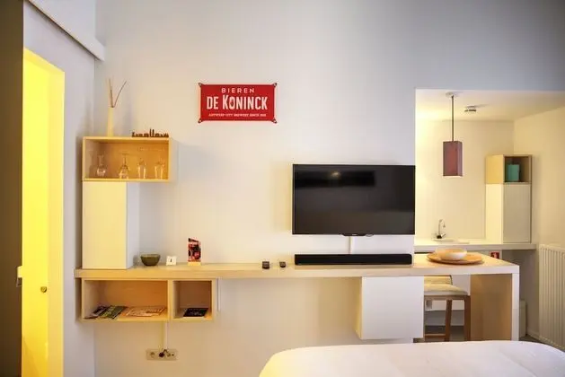 Deluxe Tek Büyük Yataklı Oda (MAS)