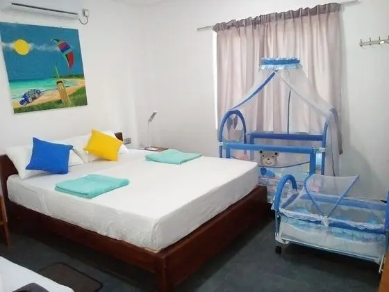 Deluxe Üç Kişilik Oda, 1 En Büyük (King) Boy Yatak ve Çekyat, Bahçe Manzaralı, Zemin Kat