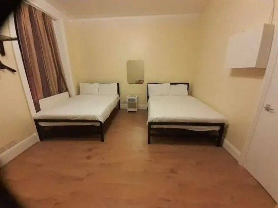 Dört Kişilik Oda (37 Collingaham Place)