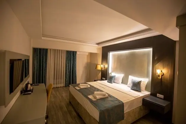 Comfort Tek Büyük Yataklı Oda