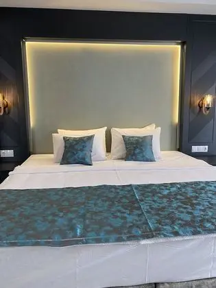 Deluxe Tek Büyük Yataklı Oda, 1 Yatak Odası