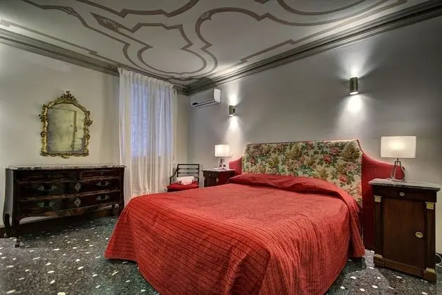 Apart Daire, 2 Yatak Odası, Kanal Manzaralı