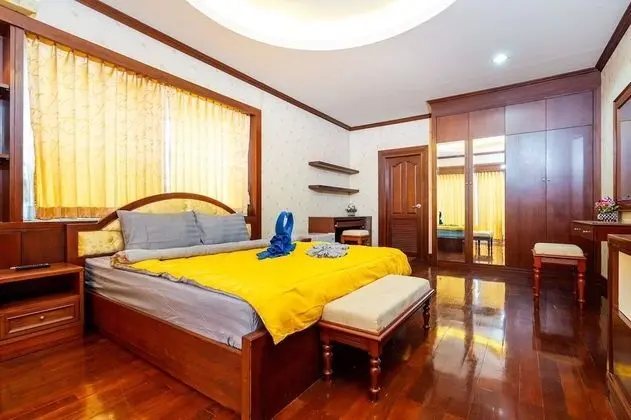 Classic Villa