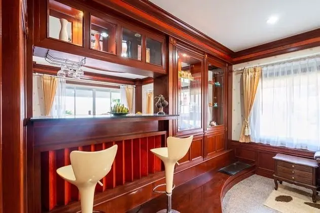 Classic Villa
