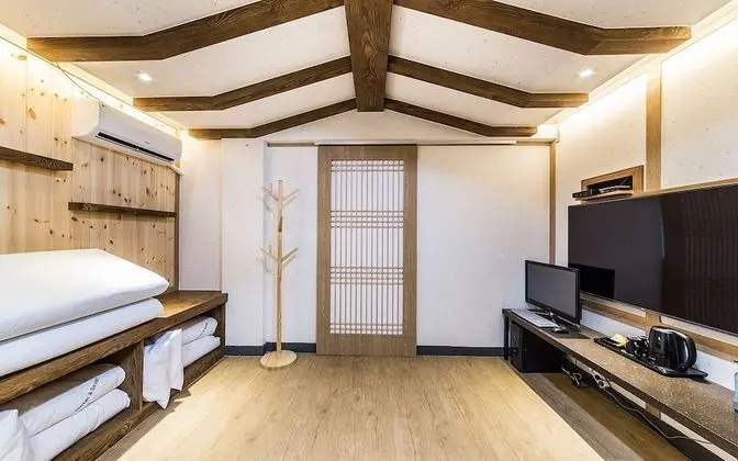 Oda (Korean style house)