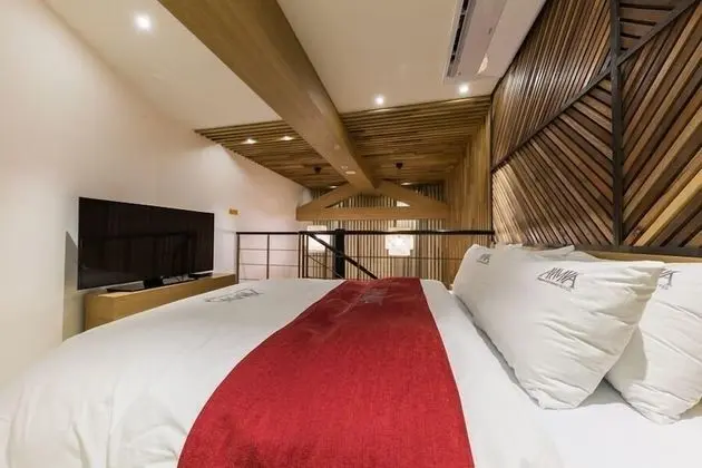 Çatı Katı (Loft) (Suite)